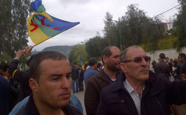 Nordine Ait-Hamouda du RCD a déclaré que  « les revendications du MAK sont les miennes depuis 1980...»