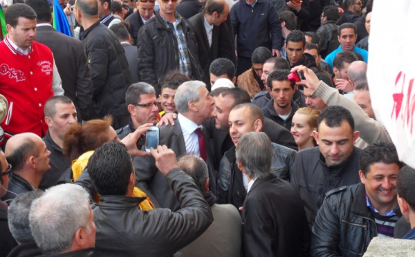 Couverture par la presse des marches du MAK en Kabylie : Hold-up médiatique estime l'Anavad