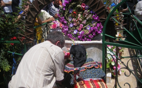 9e anniversaire de l'assassinat d'Ameziane Mehenni : La Kabylie rend hommage à son fils martyr