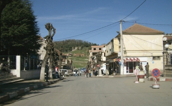 Yakouren : l'armée algérienne a envahi la ville mercredi soir