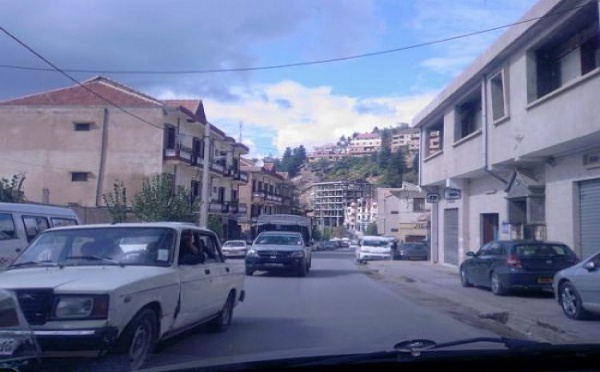 Caravane de soutien à Zedek Mouloud : L’imam de Michelet mène contre-campagne