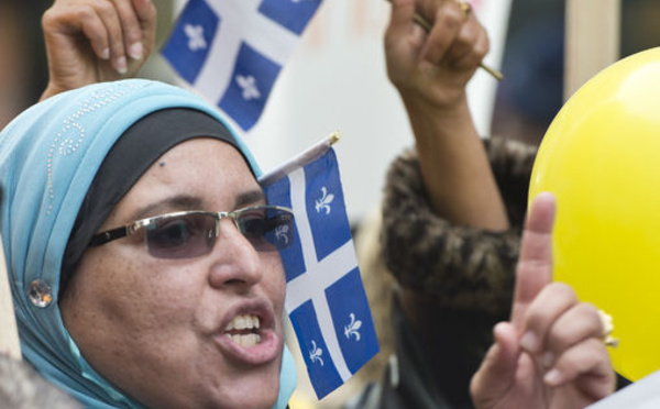Charte de la laïcité au Québec : les associations des musulmans et des arabes « pour la laïcité au Québec » contre l’interdiction des signes religieux ostentatoires.