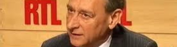 Bertrand Delanoë se félicite de la nouvelle Tunisie « fière de son identité arabe et musulmane ».