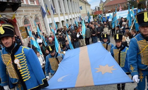 Les Hongrois réclament l'autonomie du Pays sicule en Roumanie