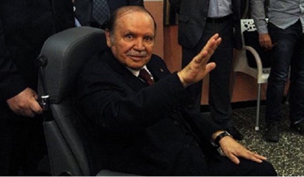 Prestation de serment de Bouteflika : un homme affaibli, une voix inaudible et une pléiade de suppôts