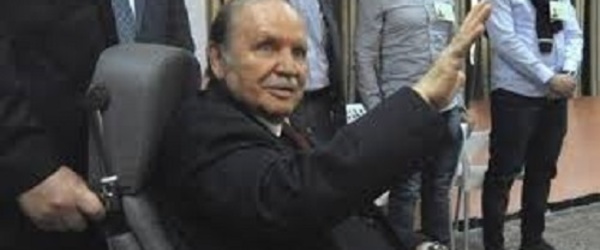 Algérie/ Bouteflika tarde à former son gouvernement : les courtisans, la rente et "l'opposition"