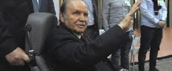 Algérie/ Bouteflika tarde à former son gouvernement : les courtisans, la rente et "l'opposition"