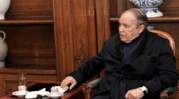 Algérie: Bouteflika transféré en urgence à l'hôpital de Grenoble en France