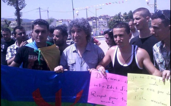 Le chanteur kabyle Zedek Mouloud censuré par la chaîne d’Etat algérienne, la  « Radio chaîne II »