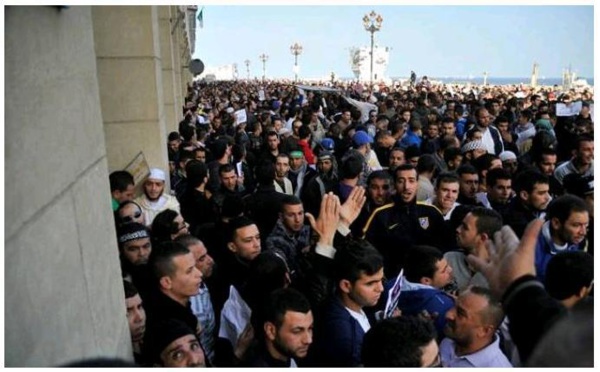 Caricatures de Mahomet : des émeutes à Alger sous le slogan "Kouachi Chouhada" (martyrs)