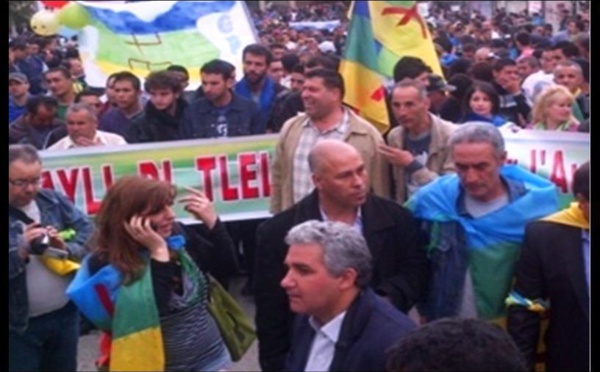 Les délégations du CMA et du MAK malmenées à l’aéroport de Tunis puis à la frontière terrestre algéro-tunisienne