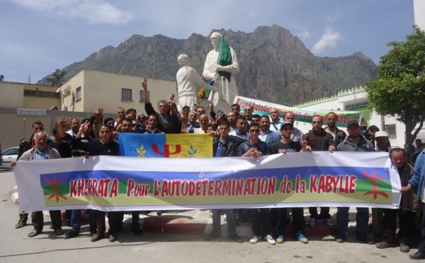 Meeting du MAK à Kherrata: une grande réussite augurant un 20 avril historique