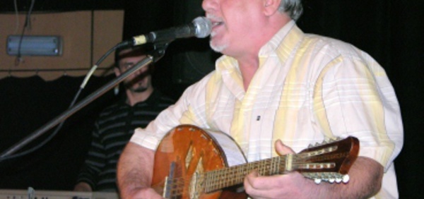 Le MAK apporte son soutien au chanteur kabyle, Ouazib Md Ameziane, menacé par les islamistes