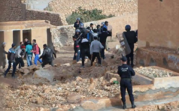 Communiqué de l'AMA: Le régime algérien veut se débarrasser du Dr Kameleddine Fekhar et Qassem Soufghalem