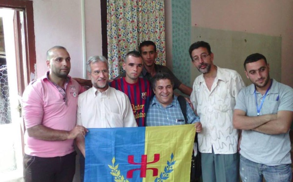 Université d'été du MAK: Les docteurs Hireche et Chemakh plaident pour une synergie kabyle pour sauver la Kabylie.