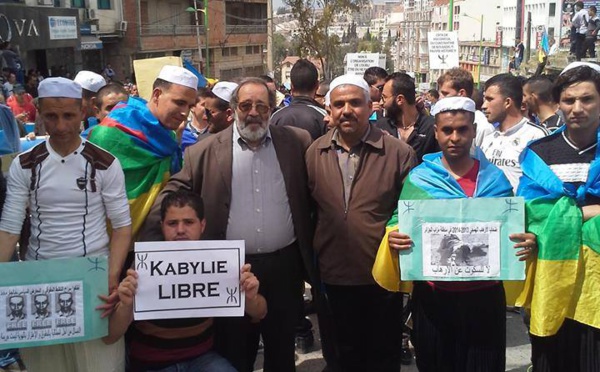 Communiqué du collectif d'avocats du Dr Fekhar et ses co-détenus: Kacem Soufghalem reprend la grève de la faim