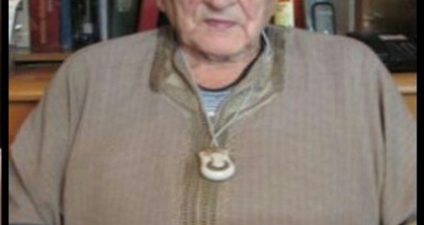 Le MAK rend hommage à Abdelkader Rahmani, premier président de l'académie berbère