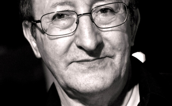 Tizi- Wezzu : Point de presse du chanteur Idir à Draâ Ben Khedda. " je ne suis d'aucun parti politique ni mouvement "