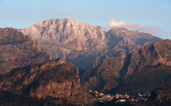 Les héritiers de Slimane AZEM dénoncent : "Les terres des Azem ne sont pas des biens vacants"
