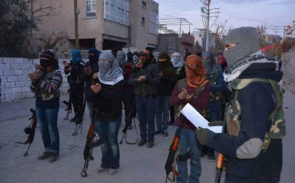 Sur le modèle des YPG / YPJ qui ont libéré Kobanê, les Kurdes de Turquie créent des Unités de Protection des Civils, les YPS 