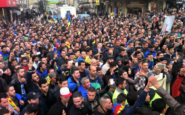 Ferhat Mehenni, président de l'Anavad, félicite le peuple kabyle