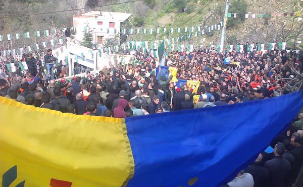 Enterrement de Si Lhafid : Le MAK en force pour un ultime hommage au combattant 