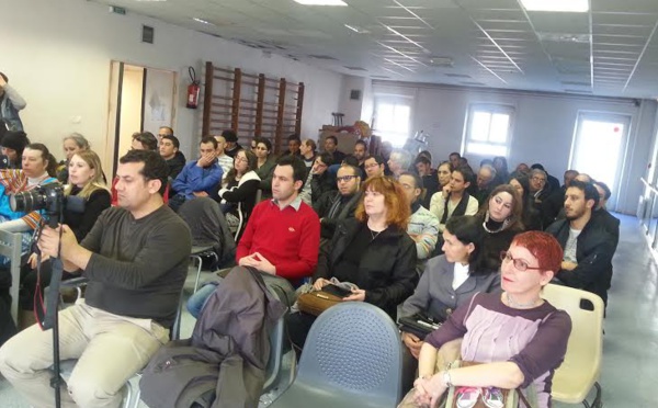 Conférence du Pr. Chaker à Marseille : "Les Constitutions algériennes et marocaines ne sont que des ruses pour tromper les populations Amazighes et faire gagner du temps à l’arabisation"