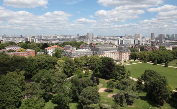 Blackout médiatique à Paris : Un homme retrouvé égorgé dans le parc de la cité universitaire et pas un mot dans la presse française