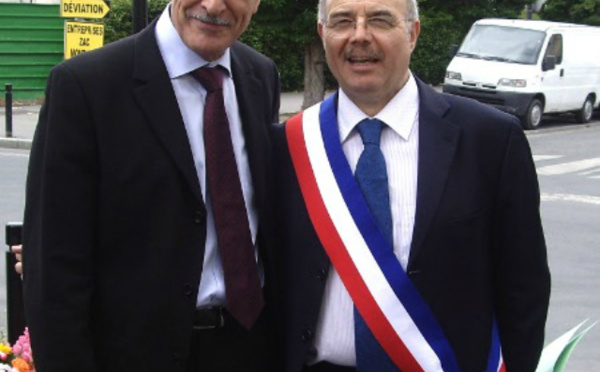 Hommage de Ferhat Mehenni à son ami Jacques Salvator