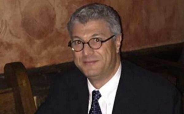 French Dangerous Liaisons, by an American citizen of Kabyle origins