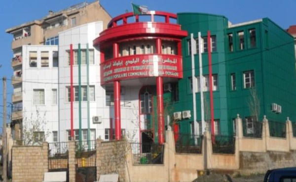 Illulen Umalu: La population  s'organise et dénonce  le maire (président d'APC)