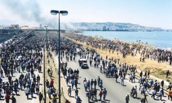 14 di yunyu, ass n uγlan aqvayli