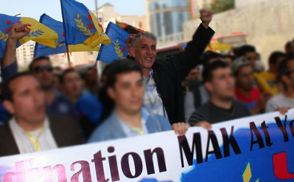 Melbou : Mouloud Mebarki et deux autres membres du MAK arrêtés  par la police coloniale algérienne