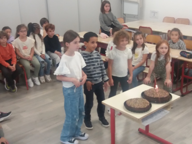 L'ANNIVERSARII DI I CE1 (2) (2022/2023) L'ANNIVERSARII DI I CE1 (2) (2022/2023)