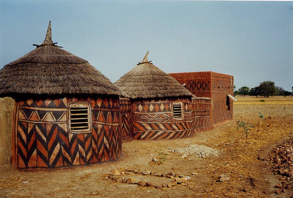 PROJET "AFRICA" (1) ; LE VILLAGE DE TIEBELE. CE2