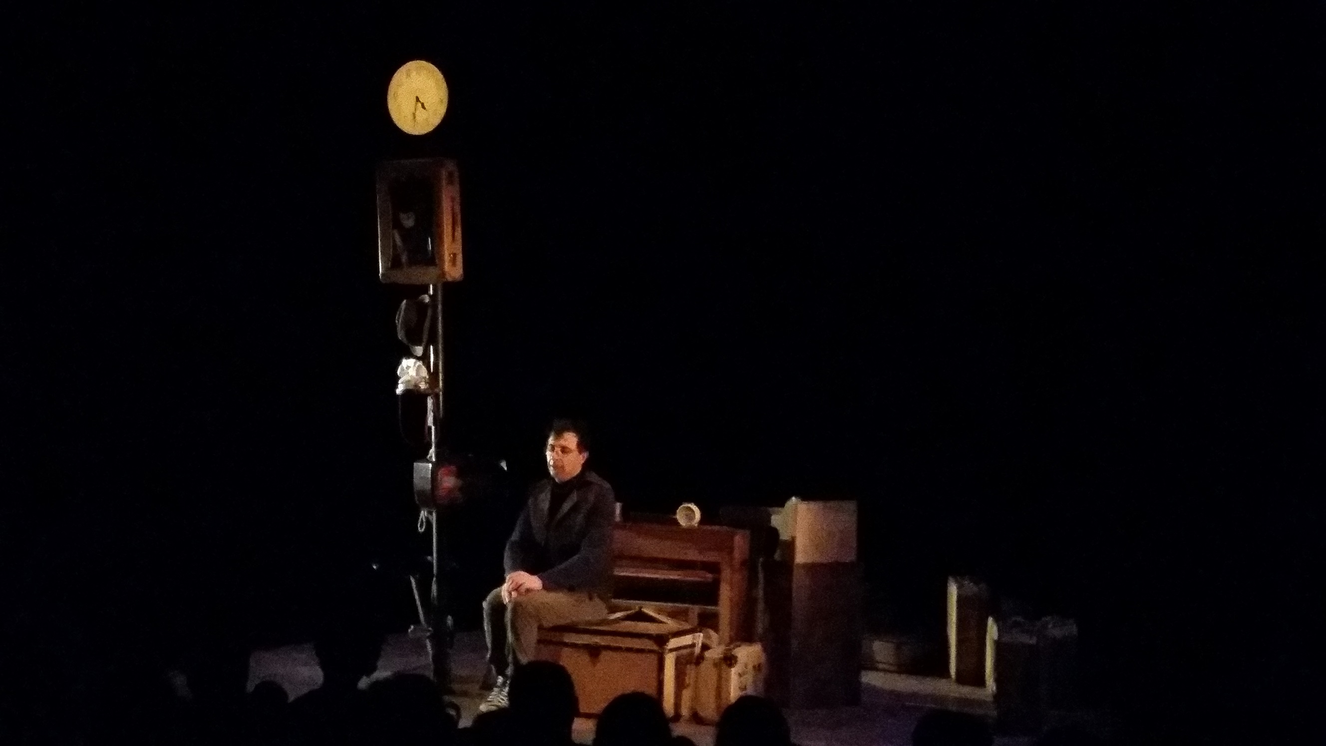 spectacle "moi j'attends"