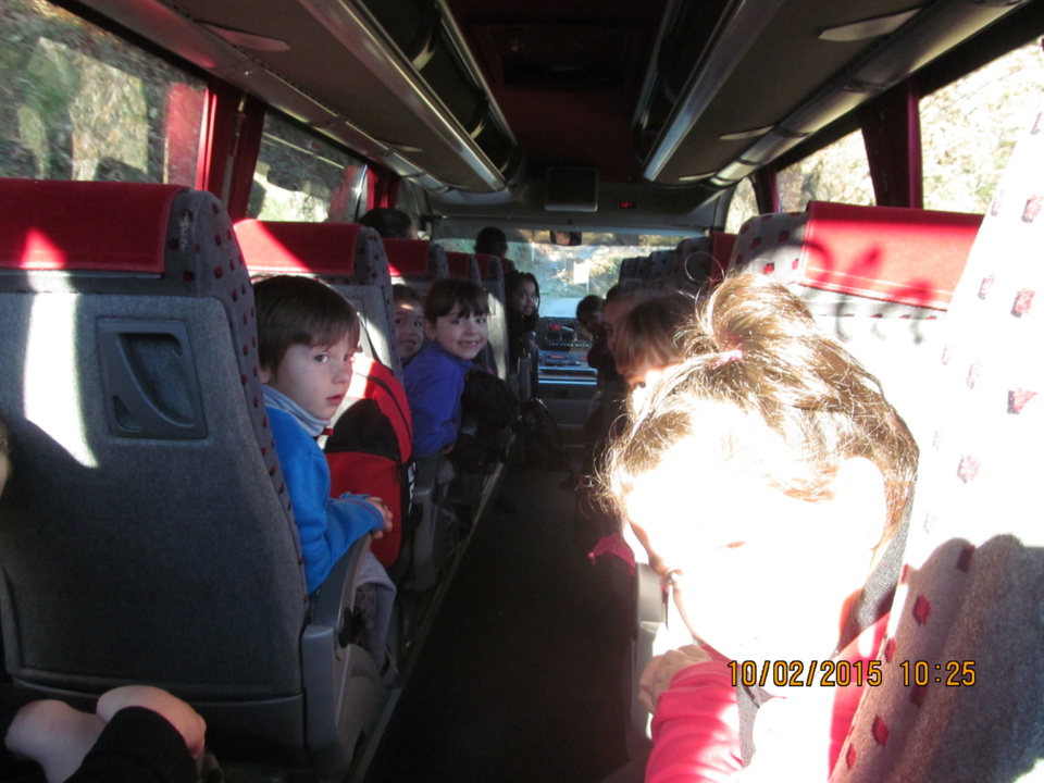 Avemu pigliatu u carru per cullà in paese.