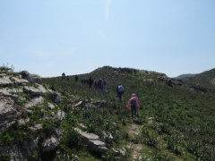 6.marchjemu nantu à un chjassu. 6.marchjemu nantu à un chjassu.