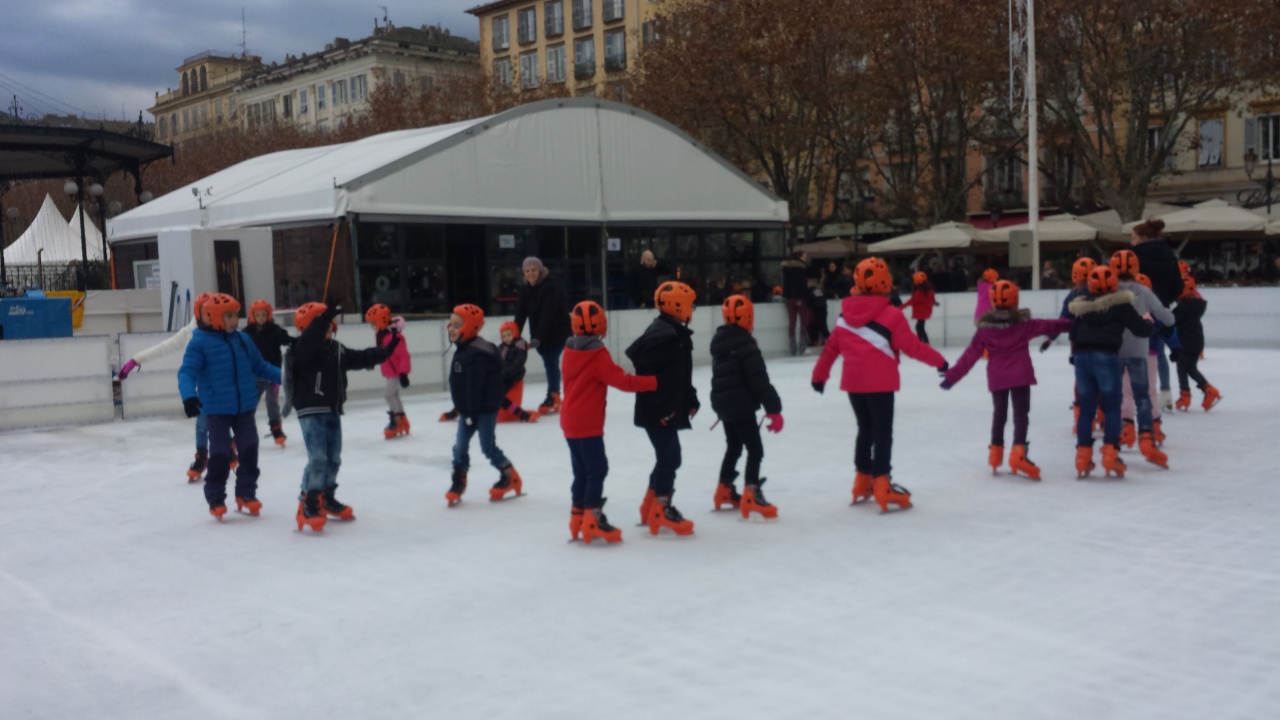 Patinoire (1) Patinoire (1)