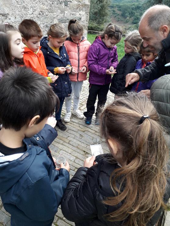 27. cù e bussule 27. cù e bussule