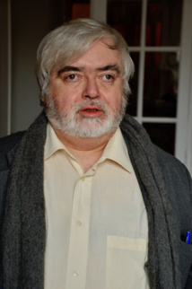 Maître Gérard Ducrey, avocat au Barreau de Paris et défenseur des prisonniers Libyens soutenus par le Chef des tribus libyennes © DR.