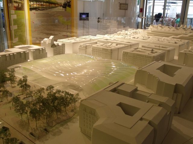 Les commerçants perdus dans le dédale des Halles