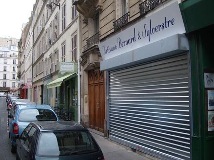 Contre les casseurs : Le rideau métallique