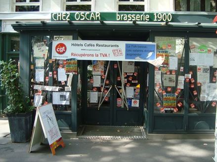 Un restaurateur poursuivi par ses salariés