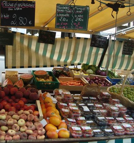 Les marchés du 1er, une histoire issue de la concurrence