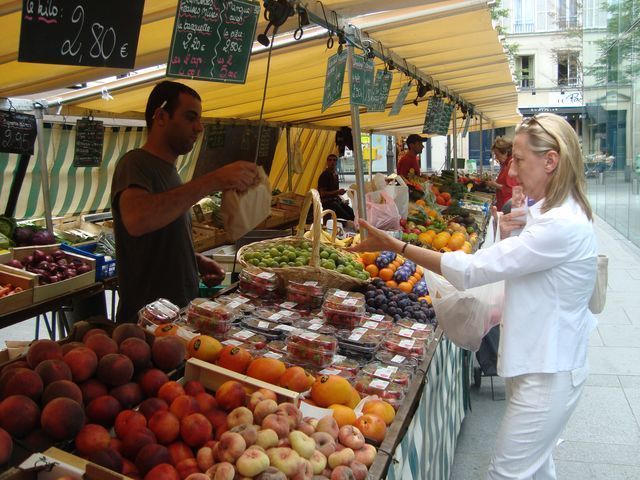 Les marchés du 1er, une histoire issue de la concurrence