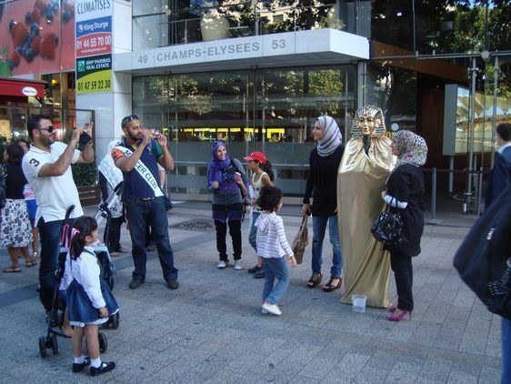 Les pays du Golfe s'invitent sur les Champs