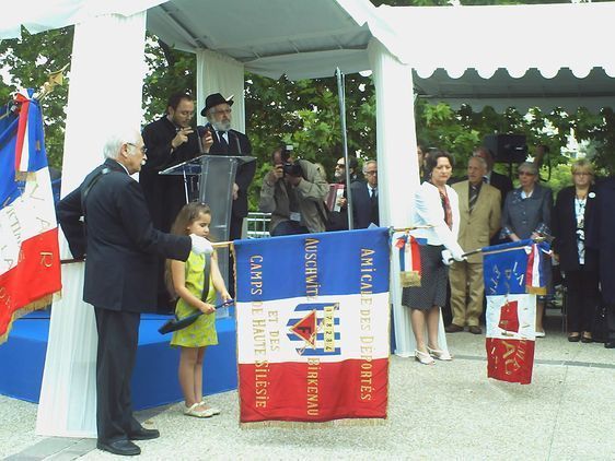Le 16 et 17 juillet 1942, 13152 juifs de France sont raflés
