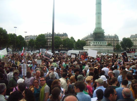 Marche de rue en soutien aux manifestants iraniens