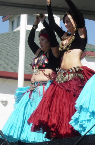 De la danse orientale à l’ATS, il n’y a pas qu’un pas…